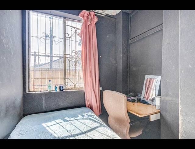 10 BEDROOM HOUSE FOR SALE IN BRIXTON